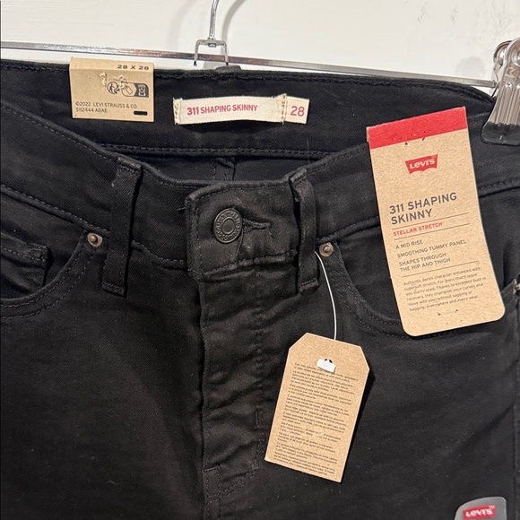 Levi's Women's Classic Black Skinny Jeans - Picture 2 of 5